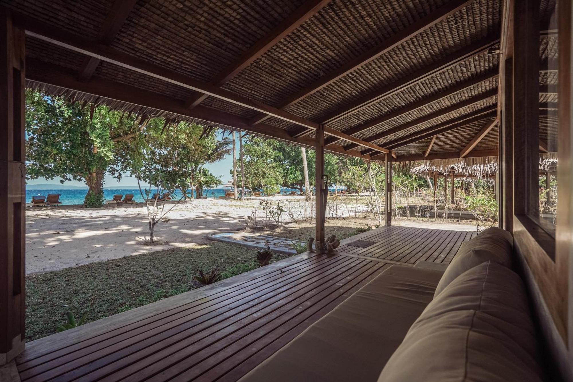 Coral Eye Boutique Resort And Marine Outpost Likupang Εξωτερικό φωτογραφία