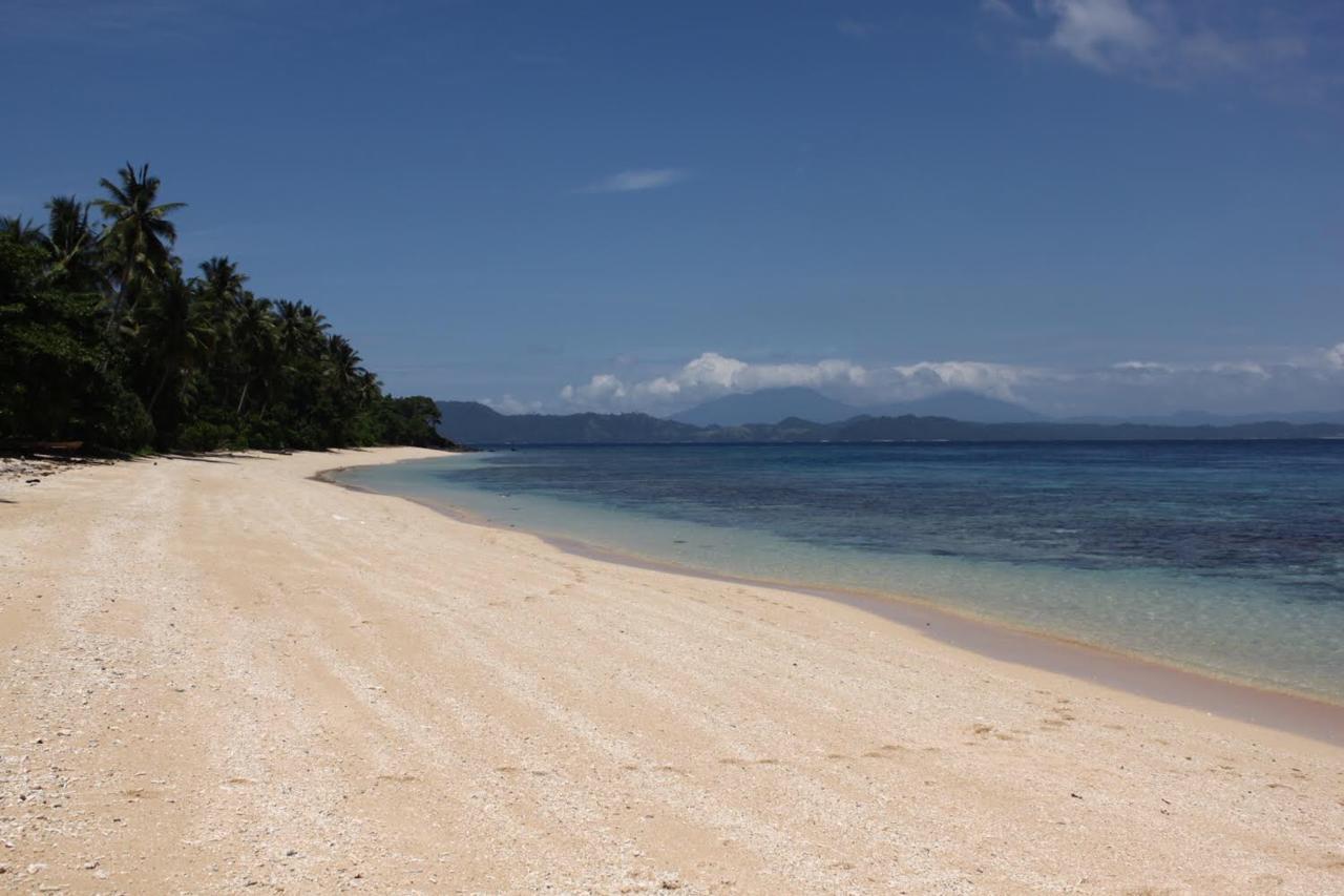 Coral Eye Boutique Resort And Marine Outpost Likupang Εξωτερικό φωτογραφία
